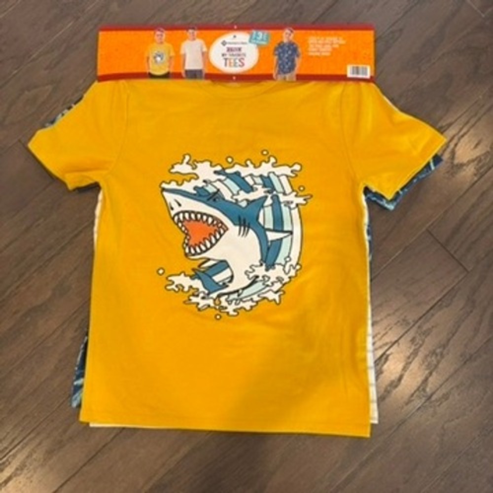 Kids Boys Summer T-Shirts Bundle Size 8 Palm Tree Shark‎ Graphic Tees